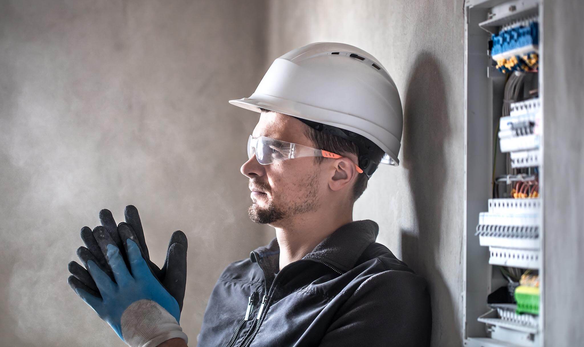 Electrician 9